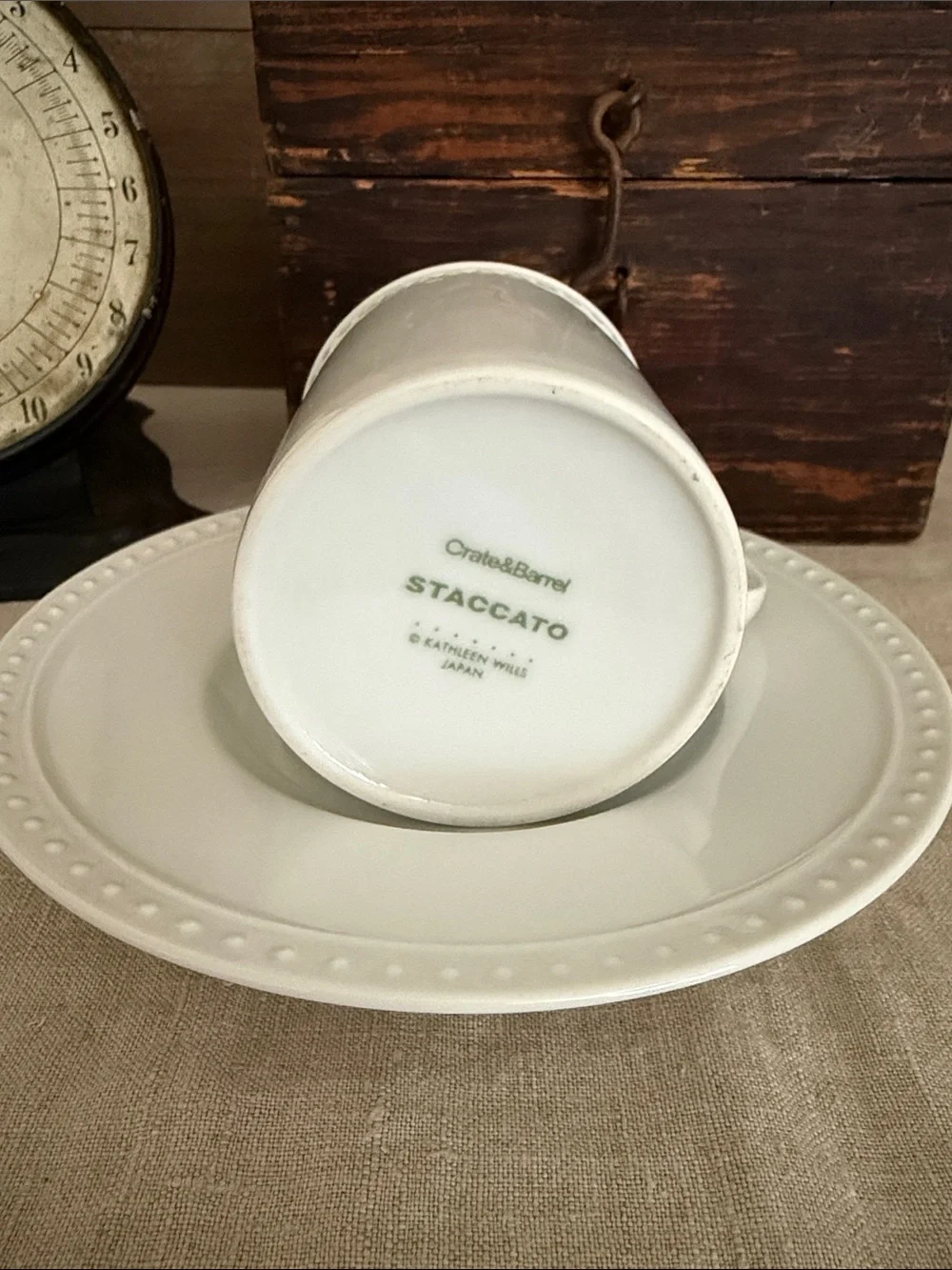 Crate&Barrel | Staccato Cups & Saucers-S6 - Picture 7 of 8